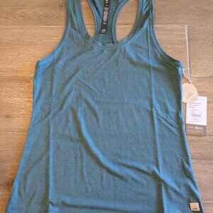 BNWT Vuori Lux Performance Tank